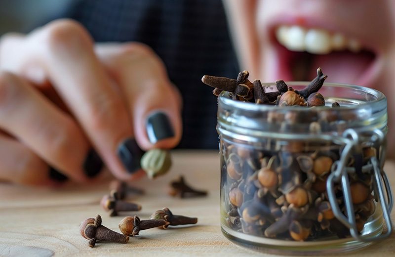 Как се приема карамфил?